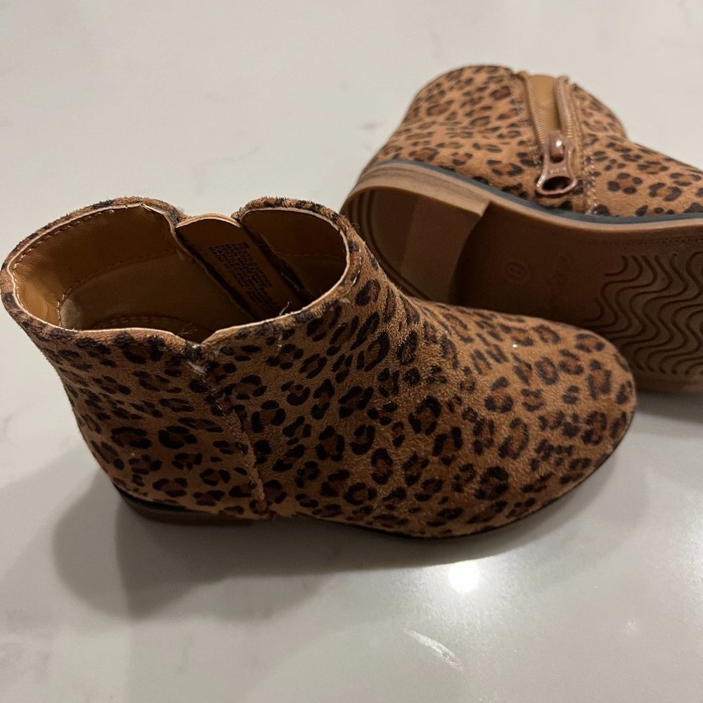 NEW Cat & Jack Leopard Boots